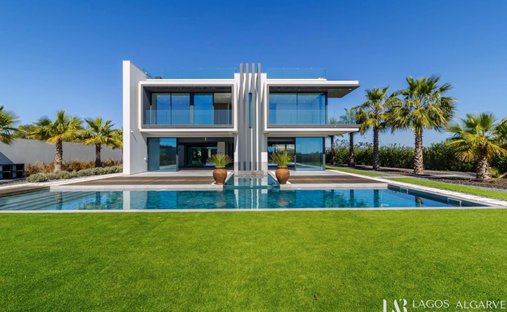 Villa in Praia De Porto Mós, Sao Goncalo de Lagos, Algarve 1