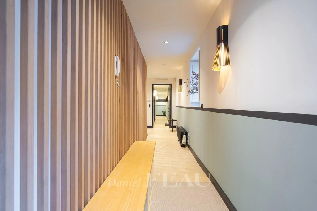 Apartment in Comtale-Cente-Cours Mirabeau, Aix-en-Provence, France 4 - 17319259