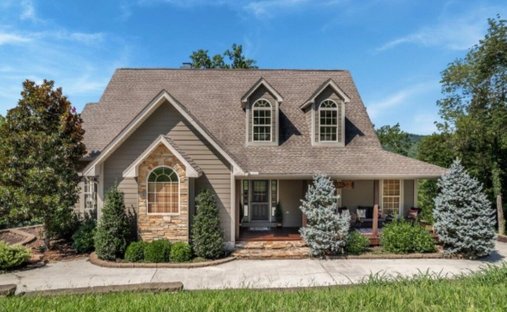 House in Smithville, Tennessee, United States 1