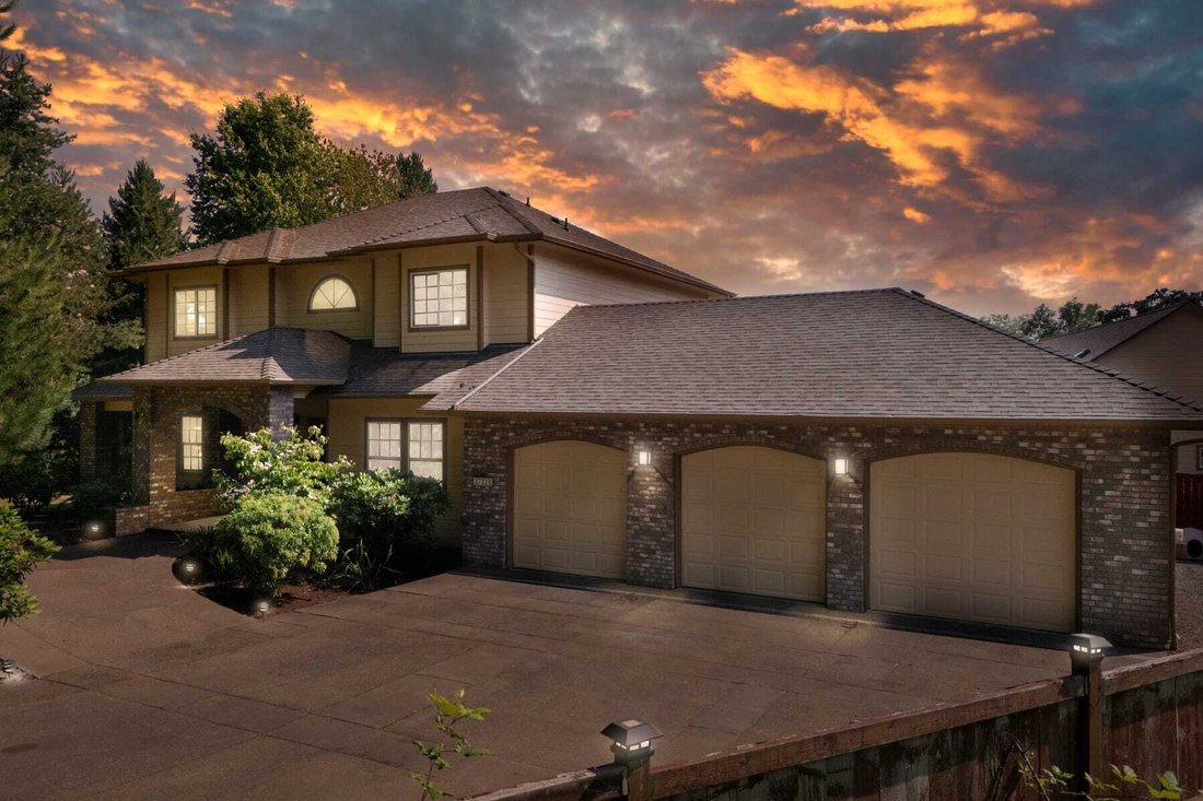 House in Lebanon, Oregon, United States 1 - 17311617