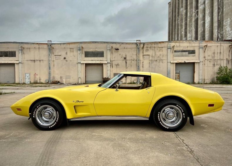 Coupe in Glendale, United States 2 - 17320015