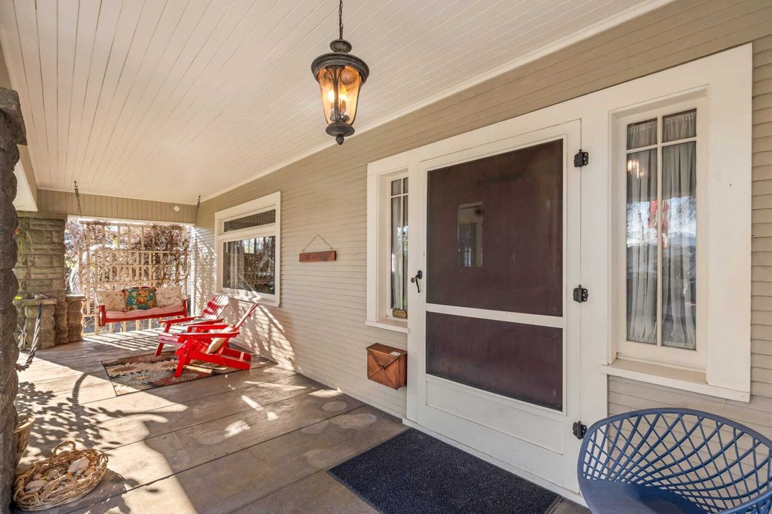 House in Medford, Oregon, United States 2 - 17312065