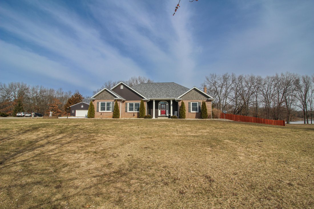 House in Three Rivers, Michigan, United States 5 - 17311995