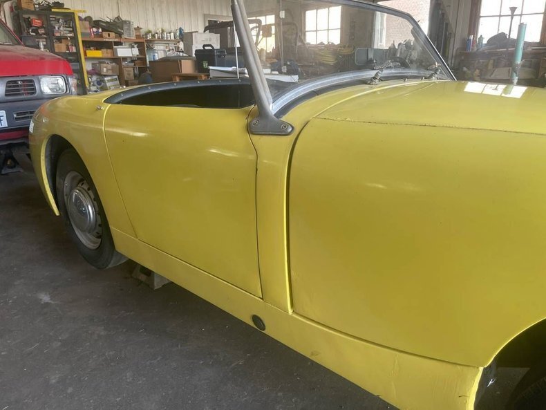Cabriolet in Glendale, United States 4 - 17320018