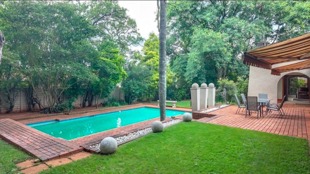 Country House in Northcliff, Gauteng, South Africa 5 - 17311634