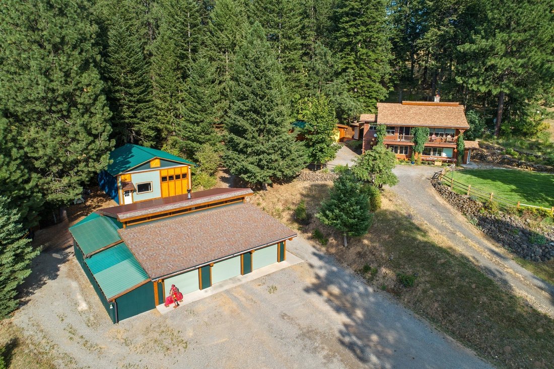 House in Harrison, Idaho, United States 3 - 17311949