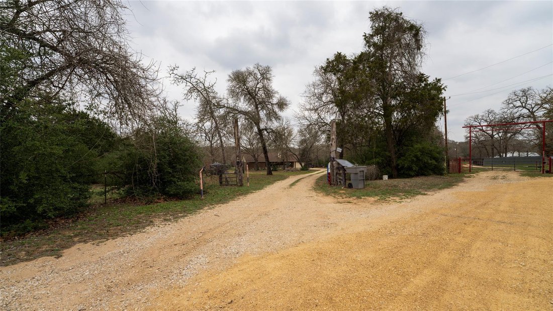 House in Dale, Texas, United States 4 - 17323309