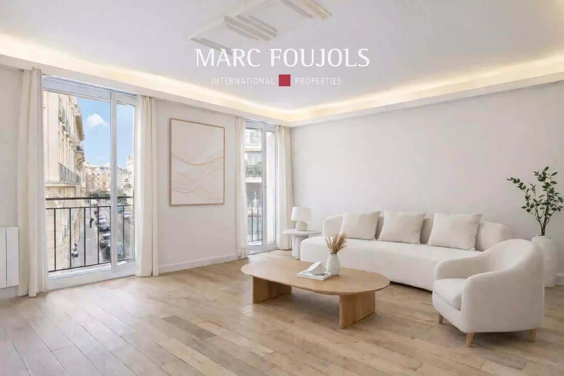 Apartment in Muette Nord, Paris 16e Arrondissement, Paris 2 - 13647065