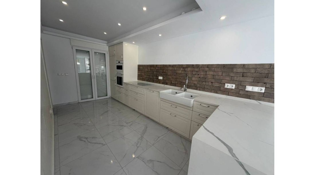 Villa in Torrevieja, Valencian Community, Spain 4 - 17311685