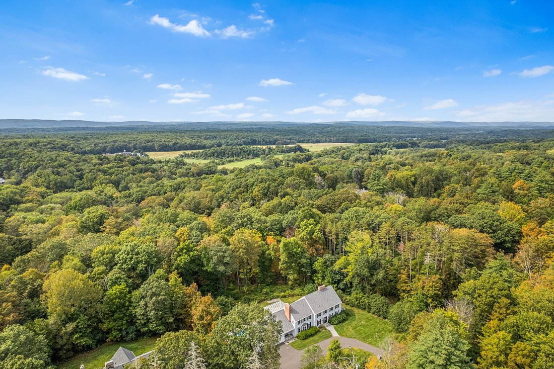 House in Farmington, Connecticut, United States 2 - 17317804