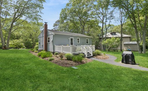 Hampton Bays, New York, United States 1