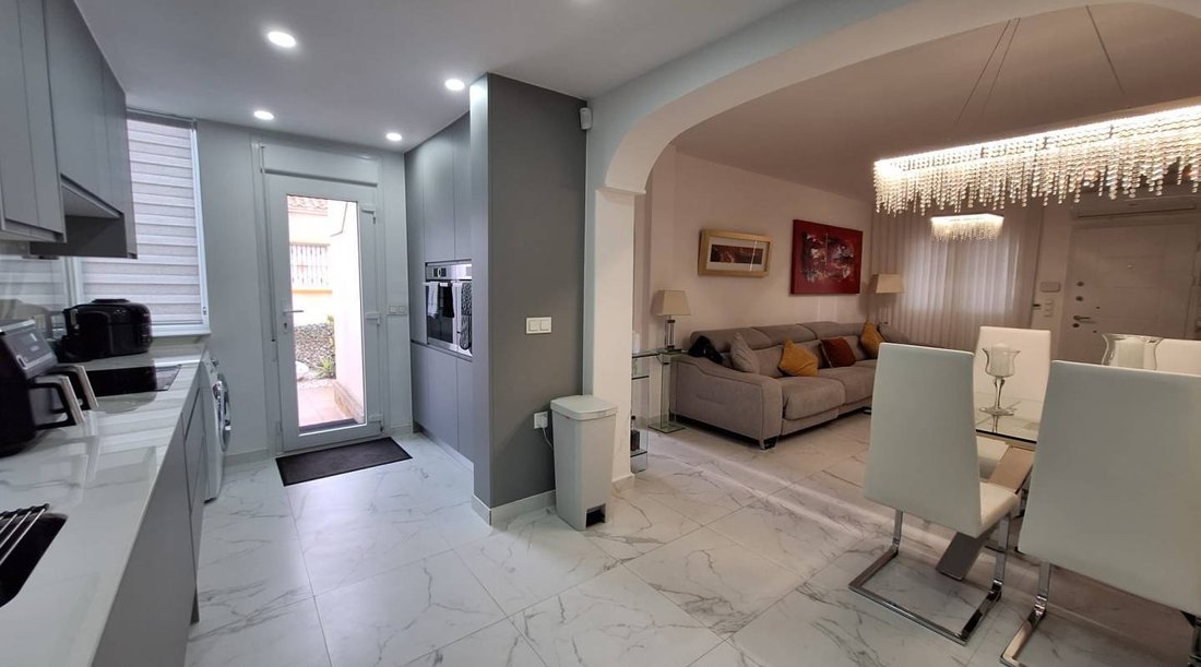 Villa in Guardamar del Segura, Valencian Community, Spain 4 - 17311664