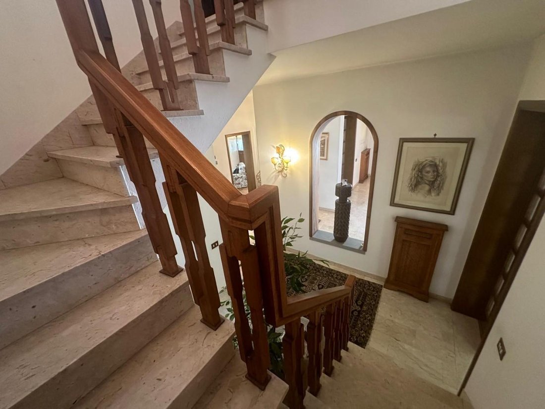 Villa in Hospital Zone, Empoli, Tuscany 5 - 17318656
