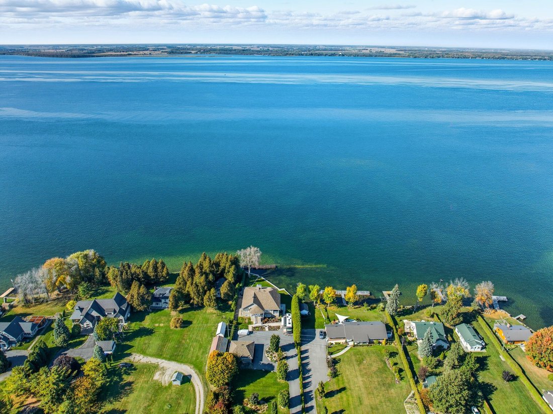 House in Saint-Anicet, Quebec, Canada 3 - 17314463