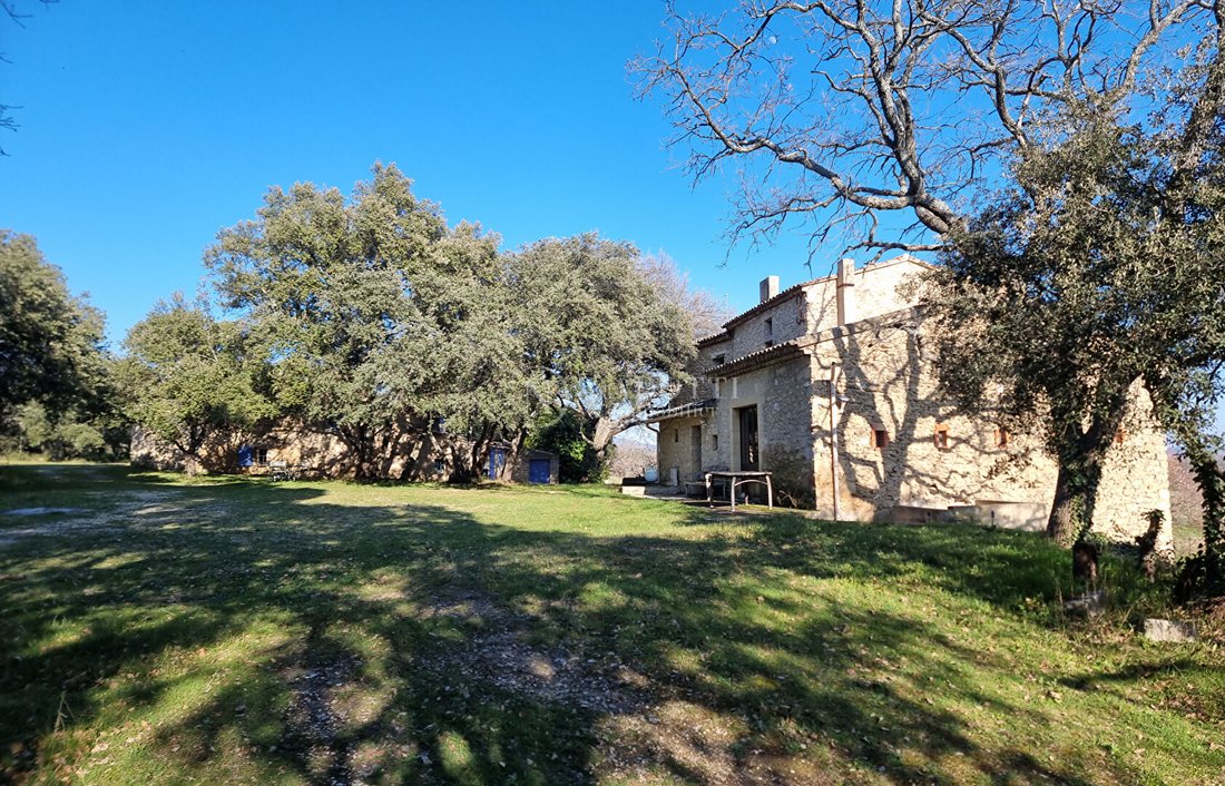 Villa in Cucuron, Provence-Alpes-Côte d'Azur, France 2 - 17313059