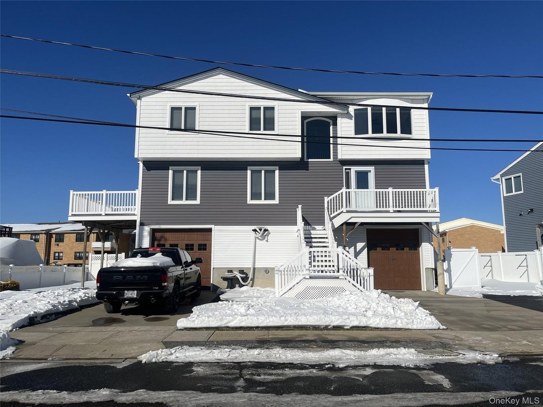 Freeport, New York, United States 1 - 17319232