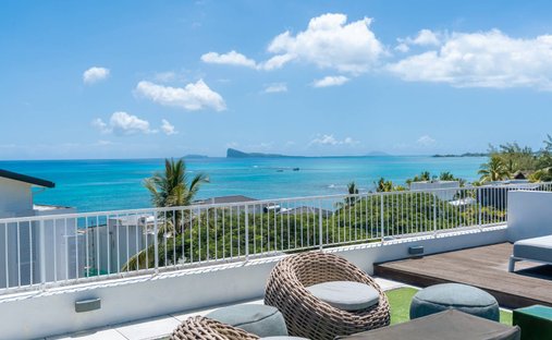 Penthouse in Grand Baie, Pamplemousses District, Mauritius 1