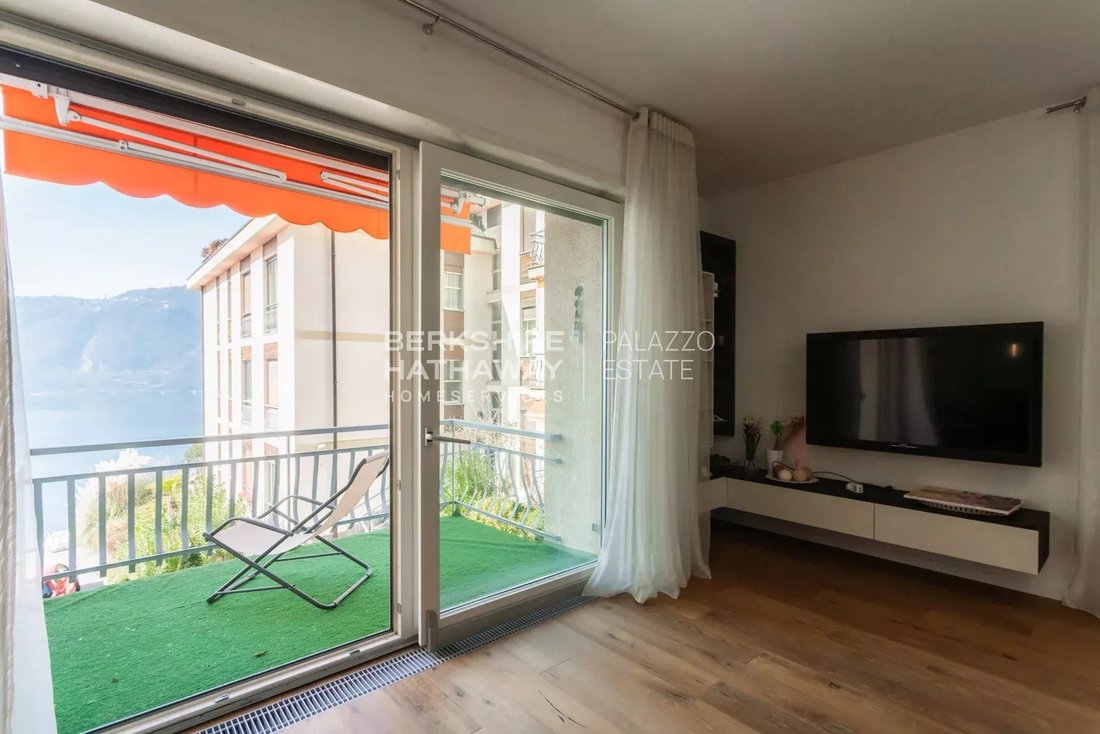 Apartment in Campione d'Italia, Lombardy, Italy 5 - 17313570