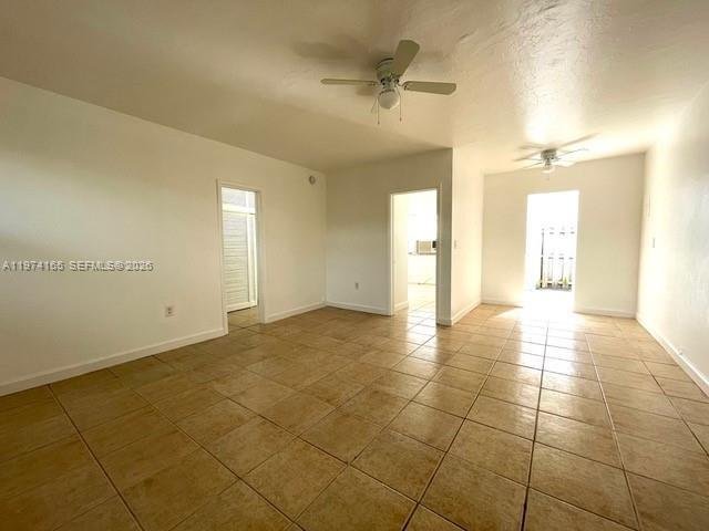 Miami Beach, Florida, United States 5 - 17322074