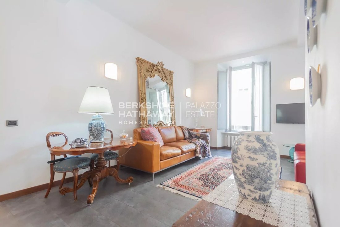 Apartment in Eastern Lake Center, Como, Lombardy 4 - 17313478