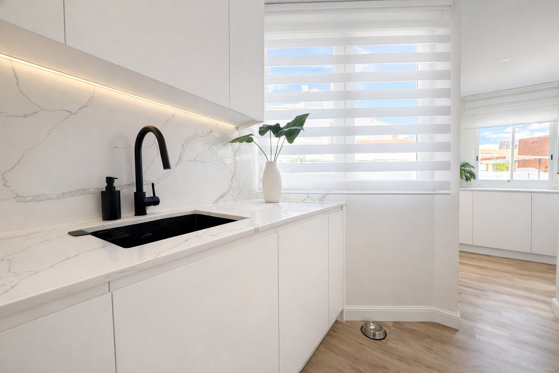 Apartment in Benalmadena, Andalusia, Spain 5 - 17315692