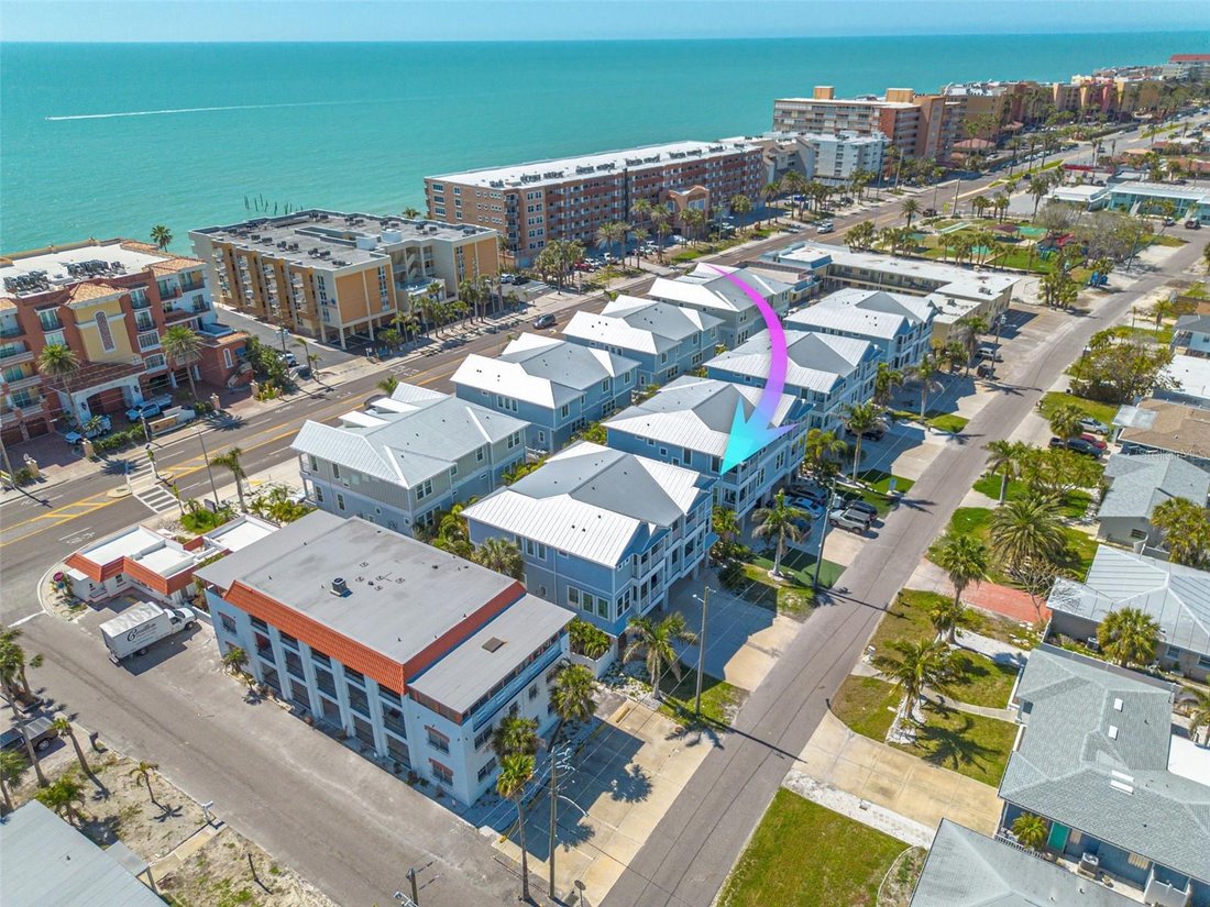 Townhouse in Madeira Beach, Florida, United States 3 - 17317356