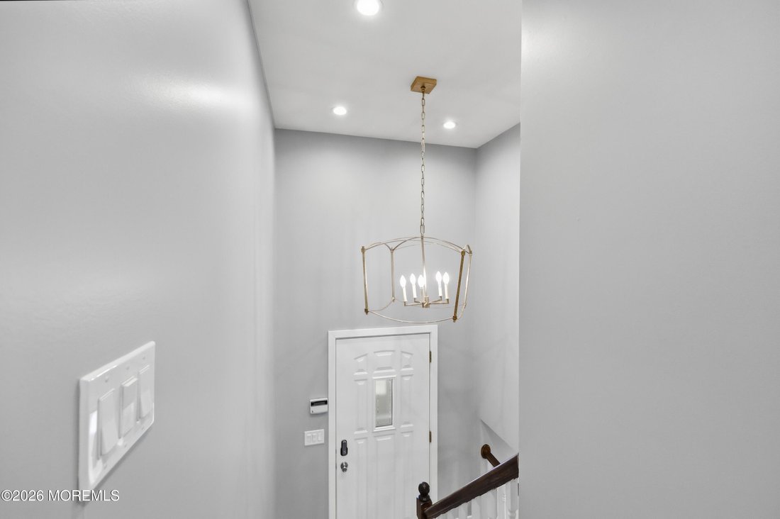 House in Lakewood Township, New Jersey, United States 4 - 17310552