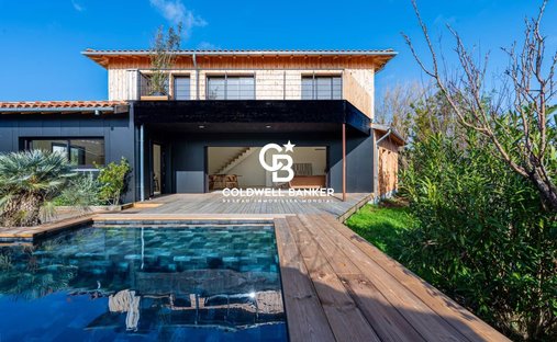 House in Aiguillon-Port, La Teste-de-Buch, France 1