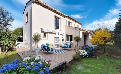 Maison à Aiguebonne, Saint-Raphaël, France 1