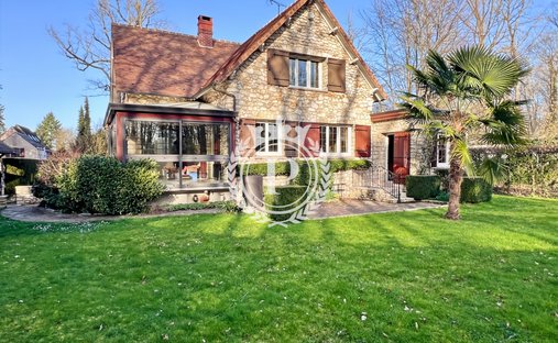 House in Thoiry, Ile-de-France, France 1