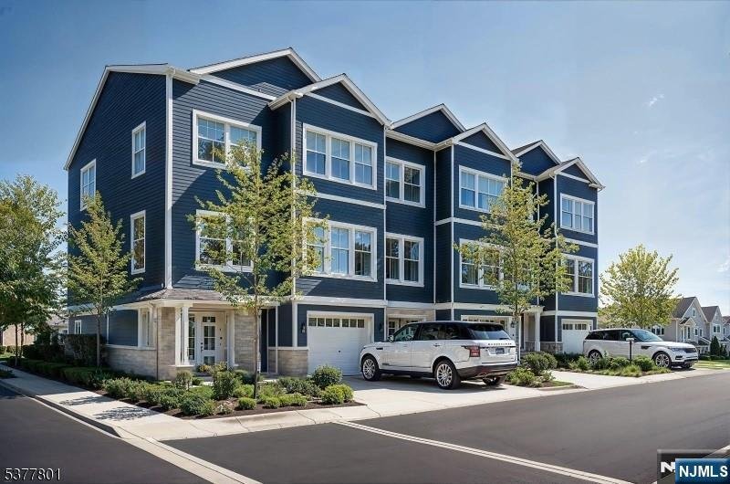 Condo in North Arlington, New Jersey, United States 1 - 17315054