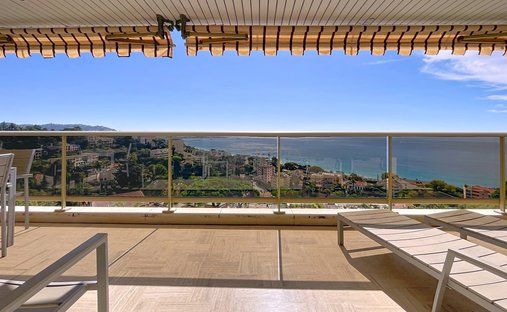 Apartment in Croix des Gardes, Cannes, France 1