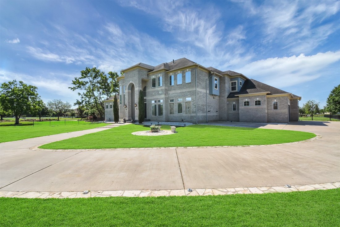 House in Tomball, Texas, United States 4 - 17321341