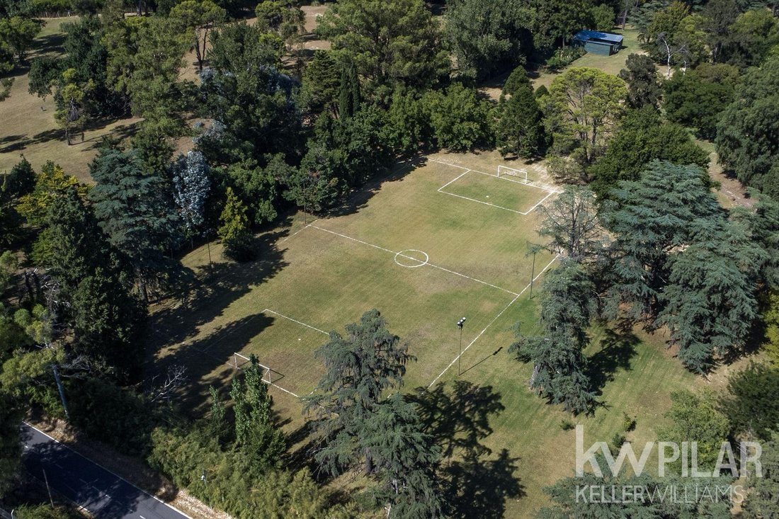 Farm Ranch in Villa Rosa, Buenos Aires, Argentina 5 - 17313846