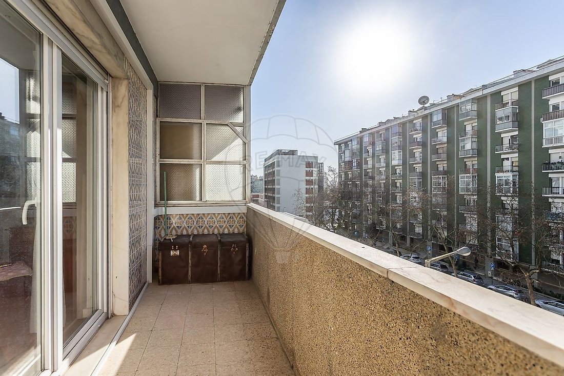 Apartment in Sao Domingos de Benfica, Lisbon, Portugal 4 - 17317681