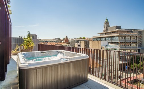 Cedofeita, Santo Ildefonso, Se, Miragaia, Sao Nicolau e Vitoria, Porto District, Portugal 1