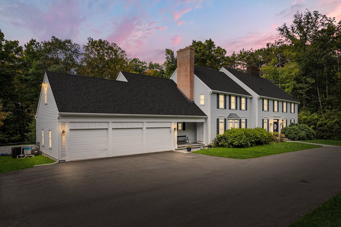 House in Farmington, Connecticut, United States 3 - 17317804