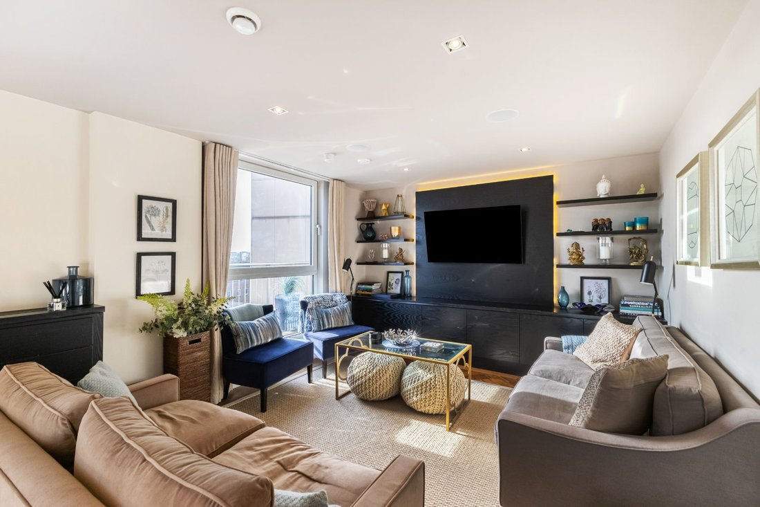 Apartment in Ebury, Westminster, England 1 - 17310340