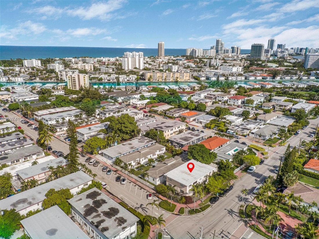 Miami Beach, Florida, United States 3 - 17322078