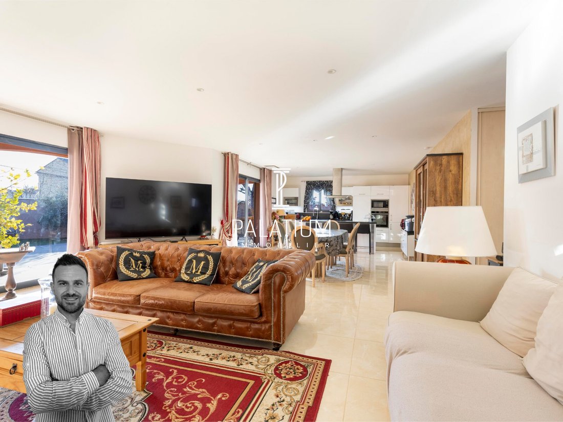 Villa in Bel Air-Jasse des Bernades La Crau-Les Barettes, Salon-de-Provence, France 4 - 17298533
