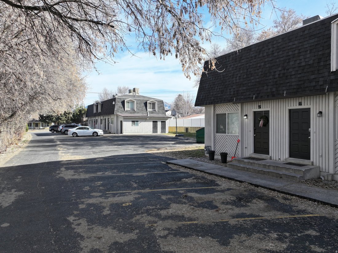Hyrum, Utah, United States 1 - 17312384