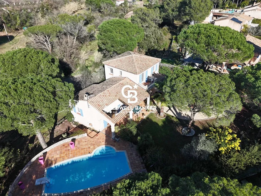 House in Frejus, Provence-Alpes-Côte d'Azur, France 1 - 16144231