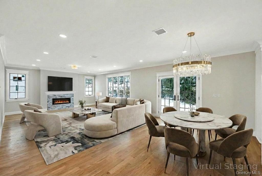 House in East Meadow, New York, United States 5 - 17312403
