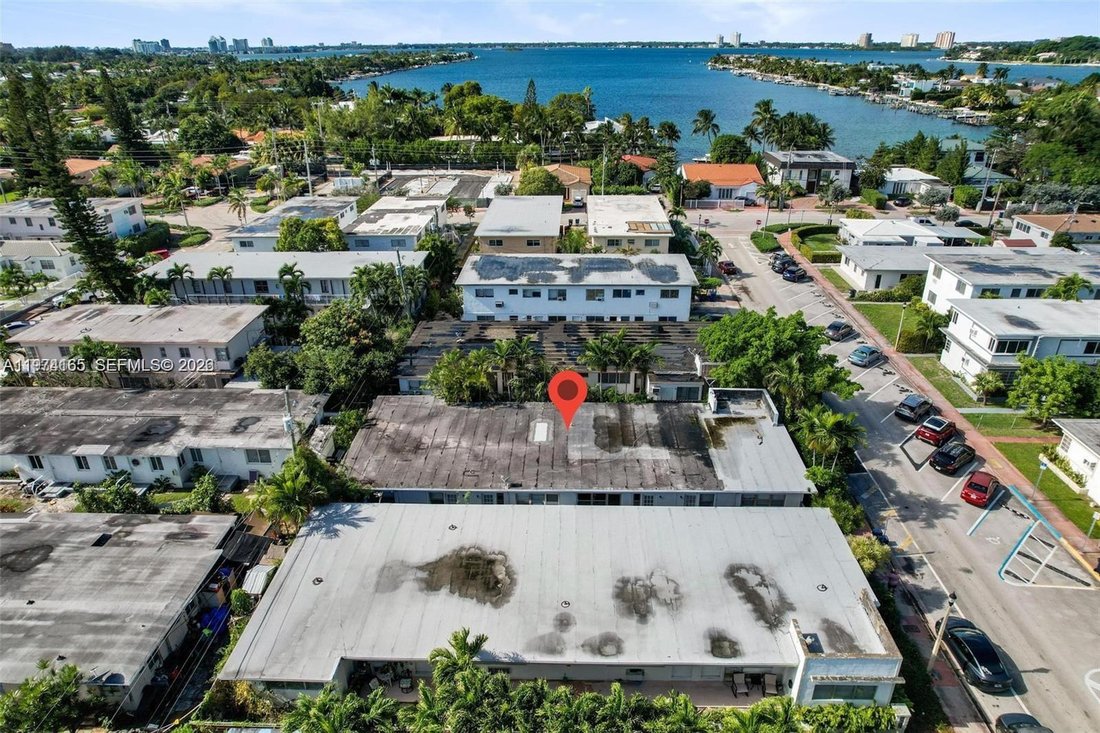 Miami Beach, Florida, United States 3 - 17322074