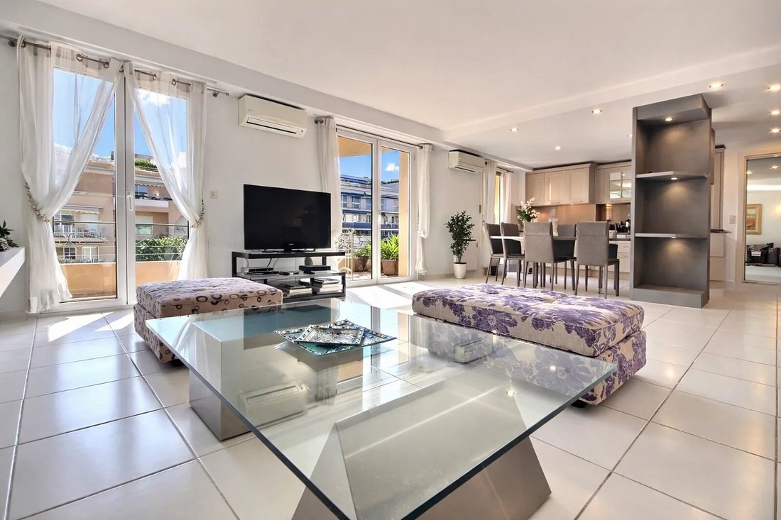 Apartment in Cannes, Provence-Alpes-Côte d'Azur, France 4 - 17317877