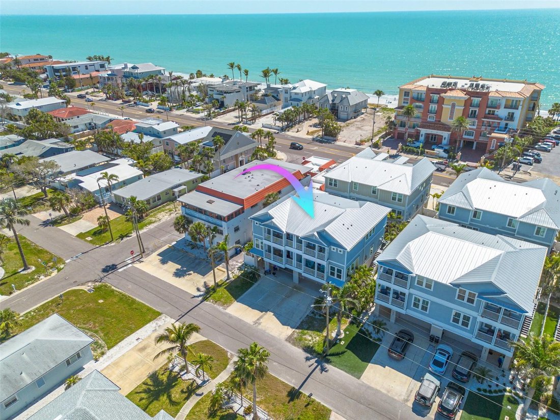 Townhouse in Madeira Beach, Florida, United States 1 - 17317356