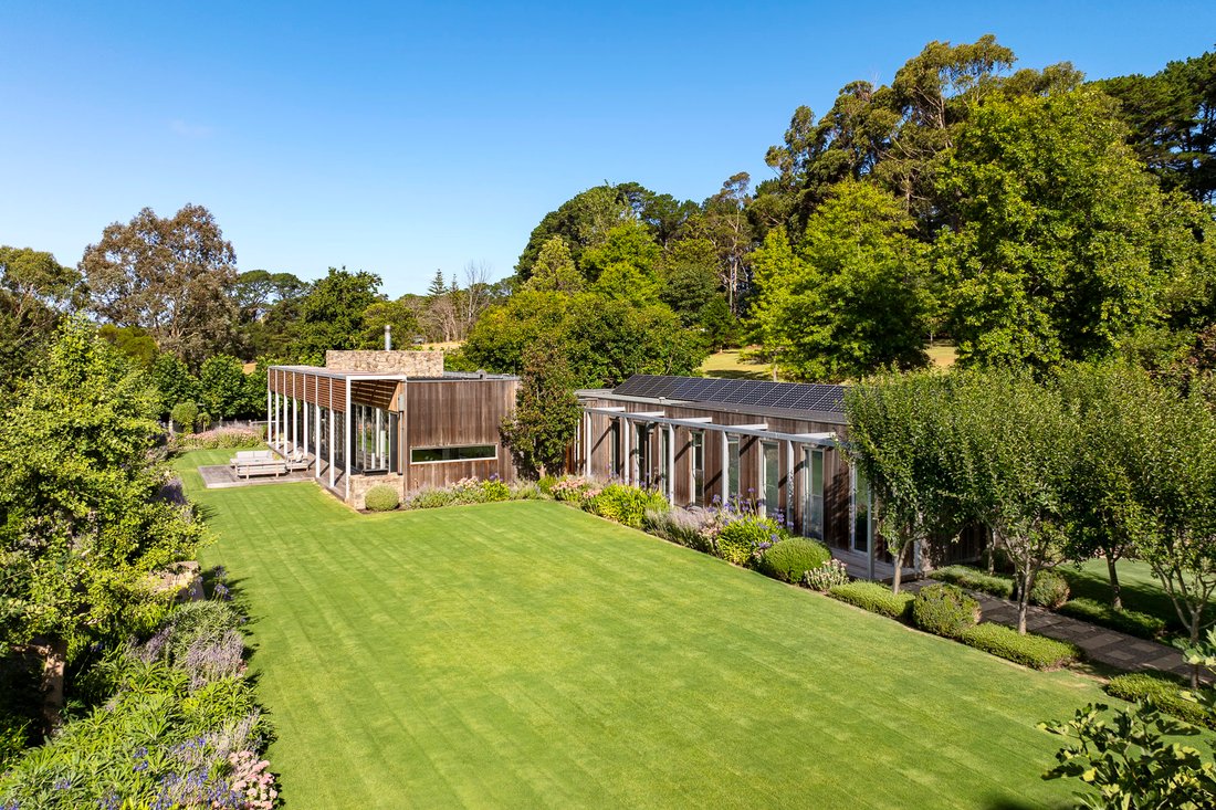 Red Hill South, Victoria, Australia 3 - 17323509