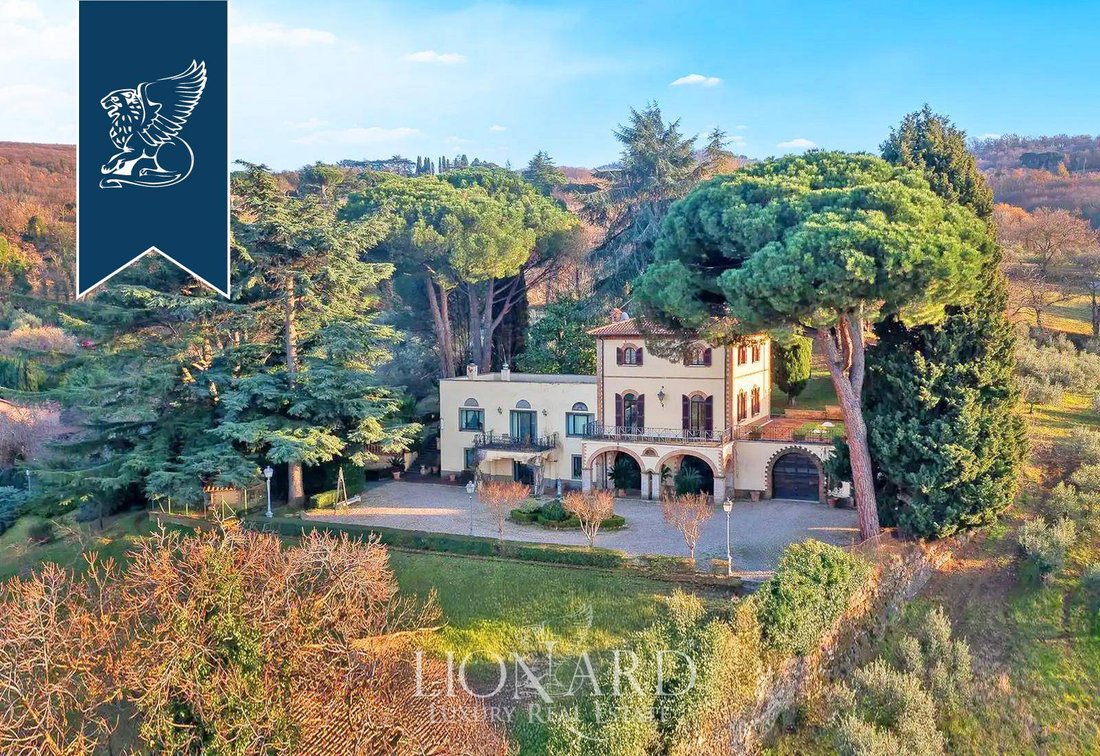 Villa in Monte Porzio Catone, Lazio, Italy 1 - 17314693