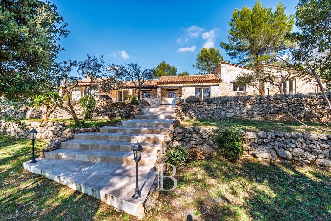 Country House in Bagnols-en-Forêt, Provence-Alpes-Côte d'Azur, France 2 - 17319173