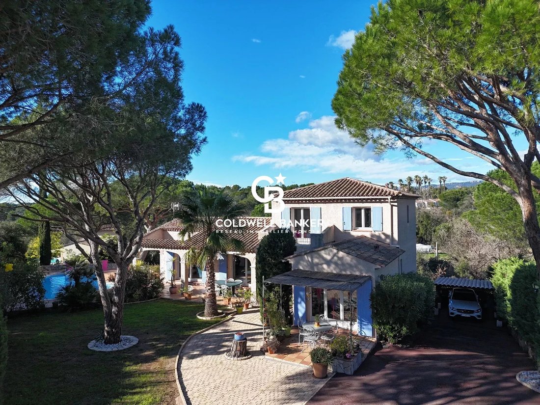 House in Frejus, Provence-Alpes-Côte d'Azur, France 2 - 16144231